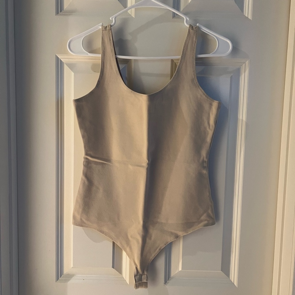 Shinestar Tan Bodysuit Sleeveless Scoop Neck